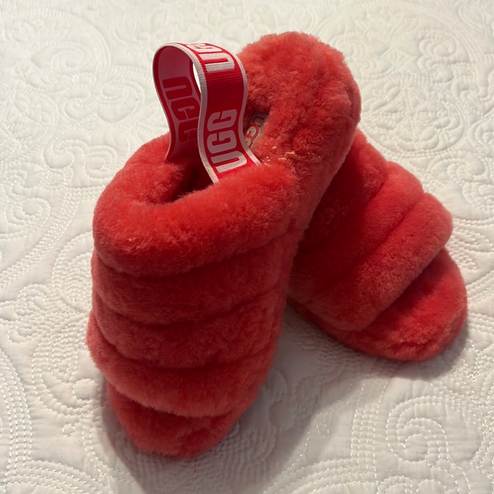 Ugh slippers brand new!